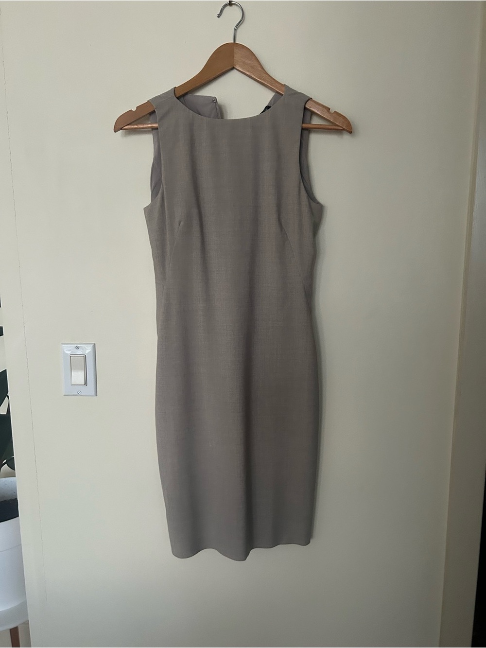 Theory Vintage Classic Sleeveless Sheath Dress in Taupe